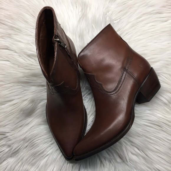 Frye Shoes - Frye Western Style Bootie 8M